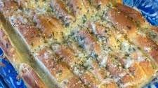 Hawaiian Roll Garlic Bread