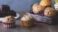 Muffin alla banana e gocce di cioccolato (muffin del buonumore)
