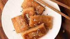 Nian Gao (Chinese Sweet Glutinous Rice Cake)
