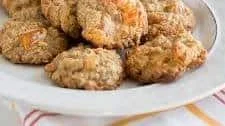 Oatmeal Cookies with Dried Apricots