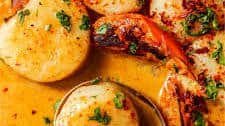 Spicy Coconut Curry Scallops