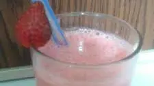 Strawberry-Banana Sour Smoothie