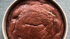This One-Bowl Chocolate Cake Is So Good, It Doesn’t Even Need Frosting