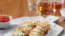 TRISCUIT Pull-Apart Garlic Bread