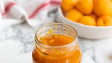 8 minute small batch apricot jam