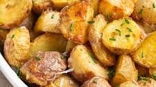 Air Fryer Garlic Parmesan Potatoes