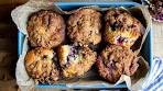 Bakery-Style Blueberry Muffins with Streusel Topping - Hot ...