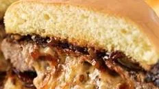 Cheese Stuffed Burger (Juicy Lucy)