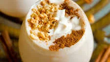 Cinnamon Roll Protein Shake