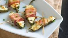 Easy Bacon Wrapped Jalapeno Poppers