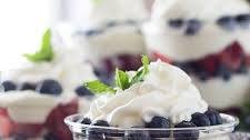 Easy Berry Cheesecake Cups