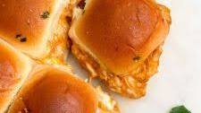 EASY CHEESY BBQ CHICKEN SLIDERS RECIPE