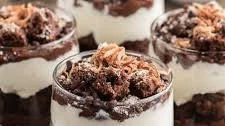 Easy No-Bake Brownie Cheesecake Parfait