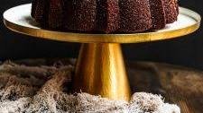 Easy Spiced Gingerbread Bundt Cake