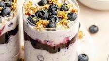 High-Protein Lemon Blueberry Overnight Oats
