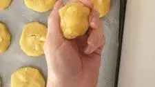 Keto White Chocolate Macadamia Cookies