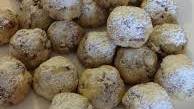 Nestle Crunch Snowball Cookies