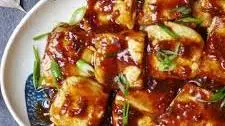 Pan fried tofu with garlic sauce (鱼香豆腐)