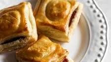 Pastelitos de Guayaba + Queso (Guava Cheese Pastries!)