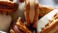 Peanut Butter & Chocolate Pretzel Bites