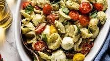 Pesto Caprese Pasta Salad Recipe