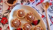 Sweet Little No-Bake Chocolate Cream Tarts