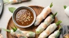 Vietnamese Spring Rolls Recipe (Goi Cuon)