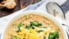 Slow Cooker Broccoli and Cheese Soup