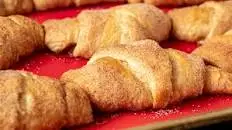 Cinnamon Crescent Rolls