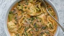 Creamy Mushroom Tortellini Soup