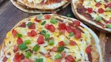 Easy Mexican Pizzas