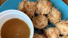 Faikakai Malimali (Banana Coconut Dumplings)