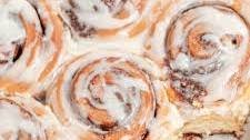 Gooey, Soft Brioche Cinnamon Rolls with Heavy Cream