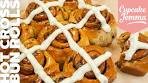 Hot Cross Bun Rolls Recipe - like Cinnamon Buns but better ...