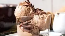 No-churn chocolate coffee ice cream (mocha ice cream)