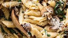 One Pot Pasta with Spinach & Mushrooms