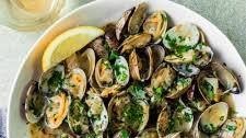 Steamed Clams with White Wine and Garlic