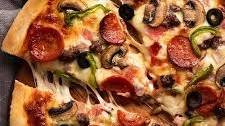 An excellent No Yeast Pizza Dough - quick easy homemade pizza!