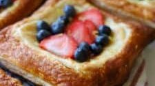 Berry Cream Cheese Puff Pastry Tarts