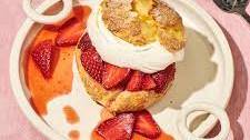 Easy Strawberry Cream Puffs