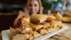 HOW TO MAKE DULCE DE LECHE TAMALES (SUPER EASY ...