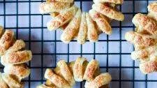 How to make Puff Pastry Apple Donuts