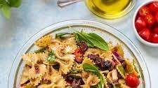 Vegan Spinach and Sun-Dried Tomato Pasta Salad