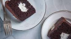 Chocolate Marshmallow Cake, inspired by the Hostess™ Cupcake