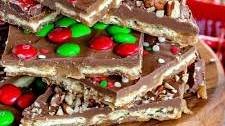 Christmas Crack Recipe (Saltine Cracker Toffee)