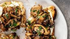 Easy creamy mushroom toast