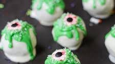 Eyeball Halloween Pumpkin Cake Pops