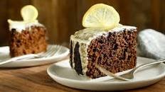 Moist Gingerbread Cake With Lemon Glaze