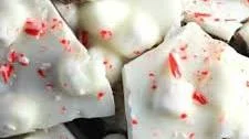 Ooh-la-la Chocolate Peppermint Marshmallow Bark