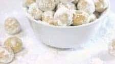 Peanut Butter Snowballs